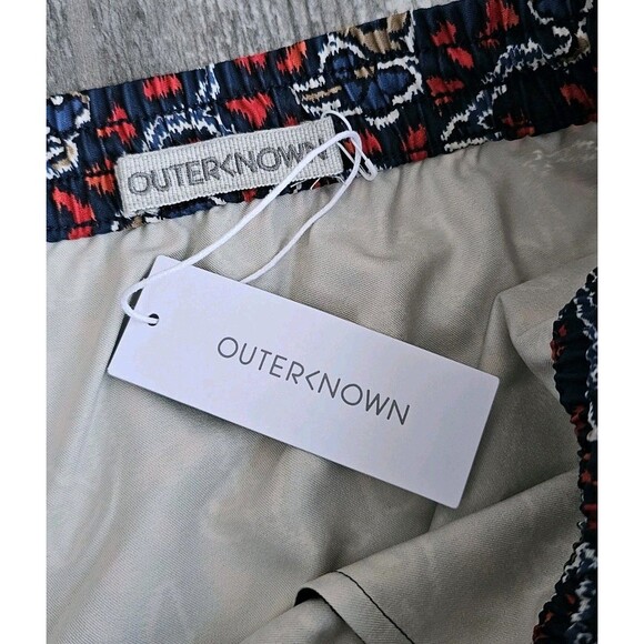 Outerknown Nomadic Volley Shorts Mens Large Hybrid Unlined Swim Trunks Printed - Picture 2 of 15